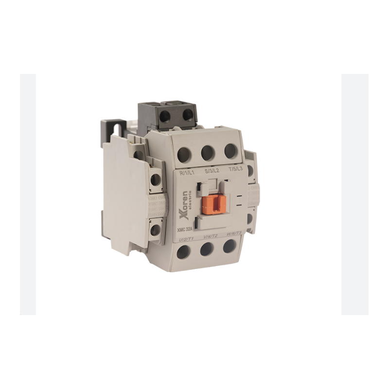 Xkoren XMC3AC220-40-32 ,Bobin 220vac,Güç 15kw 32 Amper,Kontak-3P 2A2K,Kontaktör