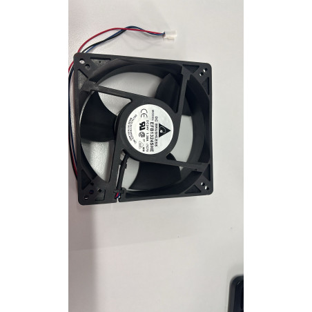 Delta EFB1324SHE-7C70 ,Ebat 127x38mm,Besleme 24vdc 1.38A 18W,Hava 200-Cfm,3-Kablo Fan