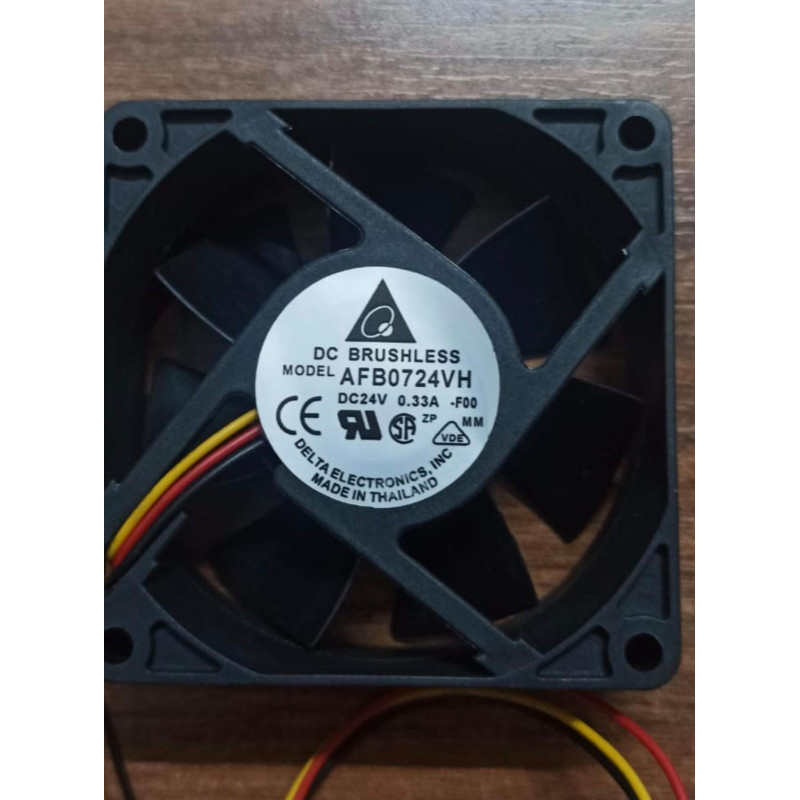 Delta AFB0724VH-F00 ,Ebat 70x25mm,Besleme 24vdc 0.33A 6.5W,Hava 52-Cfm,3-Kablo Fan