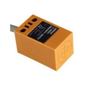 Omron TL-Q5MB1-2M ,Kübik-5mm PNP-NO 3-Kablo Endüktif Sensör